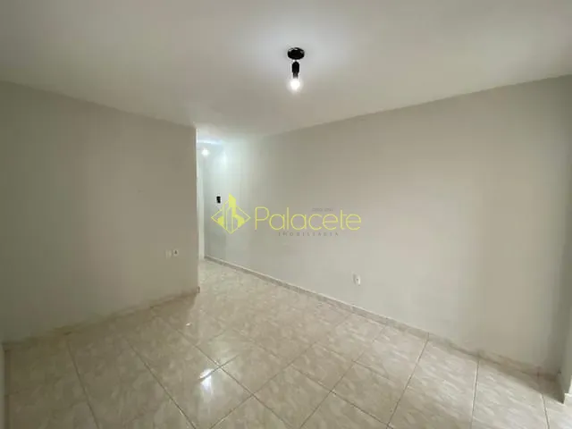 Casa com 265m² 2 quartos e 2 banheiros, à venda, no bairro Campos Elíseos em Taubaté