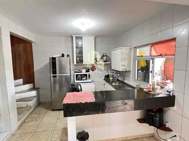 Casa 4 quartos e 2 banheiros, à venda, no bairro Trevo em Belo Horizonte