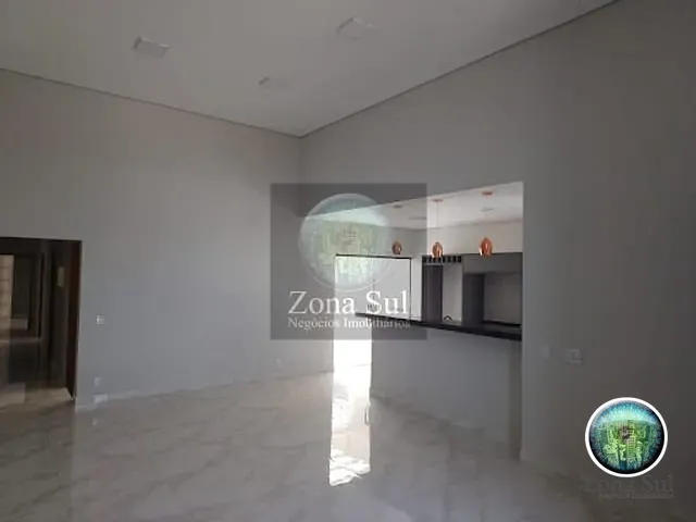 Casa com 181m² 3 quartos e 3 banheiros, à venda, no bairro Aparecidinha em Sorocaba