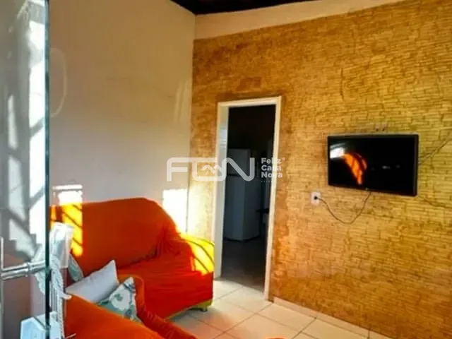 Casa 2 quartos e 1 banheiro, à venda, no bairro Parque Verde I em Camaçari