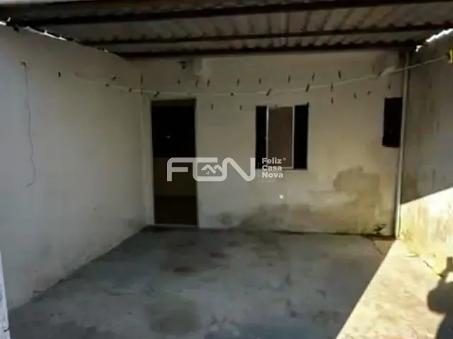 Casa 2 quartos e 1 banheiro, à venda, no bairro Parque Verde I em Camaçari