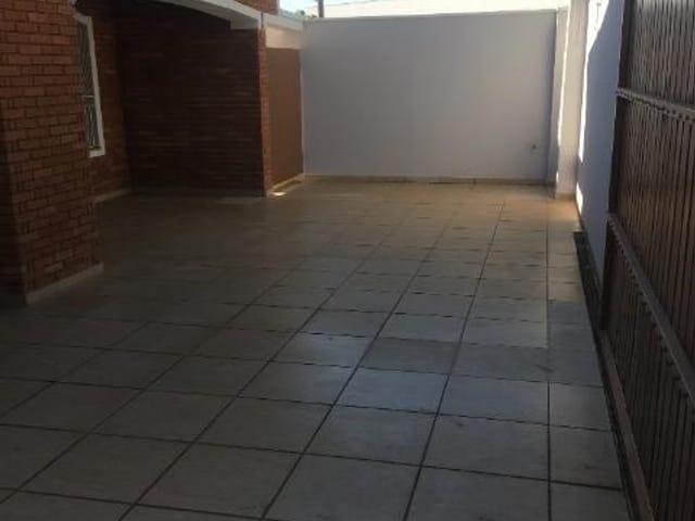 Casa com 300m² 3 quartos e 3 banheiros, para alugar, no bairro Centro em Rio de Janeiro
