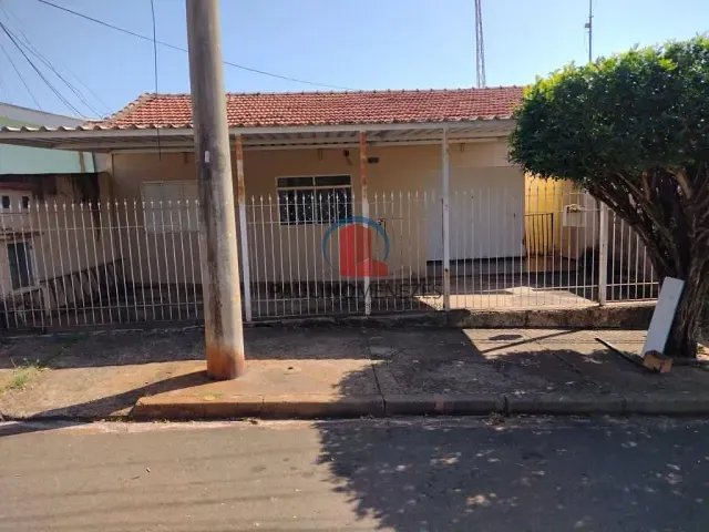 Casa com 205m² 4 quartos e 2 banheiros, à venda, no bairro Antônio Zanaga I em Americana