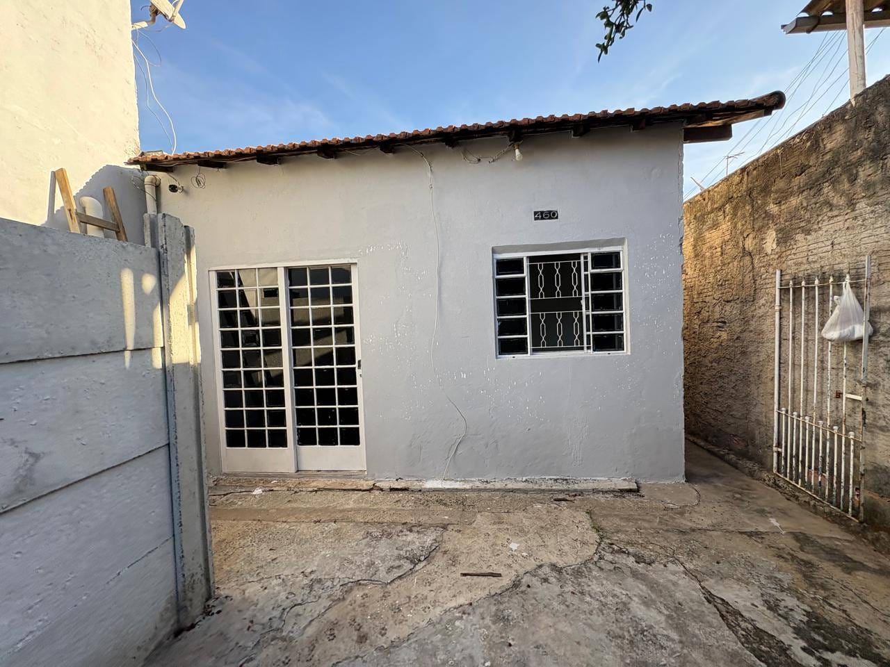 Casa para alugar com 1 quarto, 100m² - Foto 2