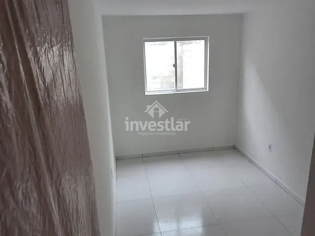 Casa 2 quartos e 1 banheiro, à venda, no bairro Serrotão em Campina Grande