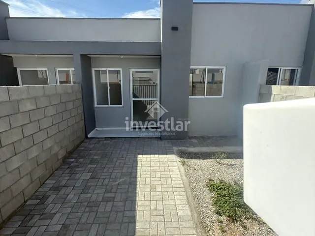 Casa 2 quartos e 1 banheiro, à venda, no bairro Serrotão em Campina Grande