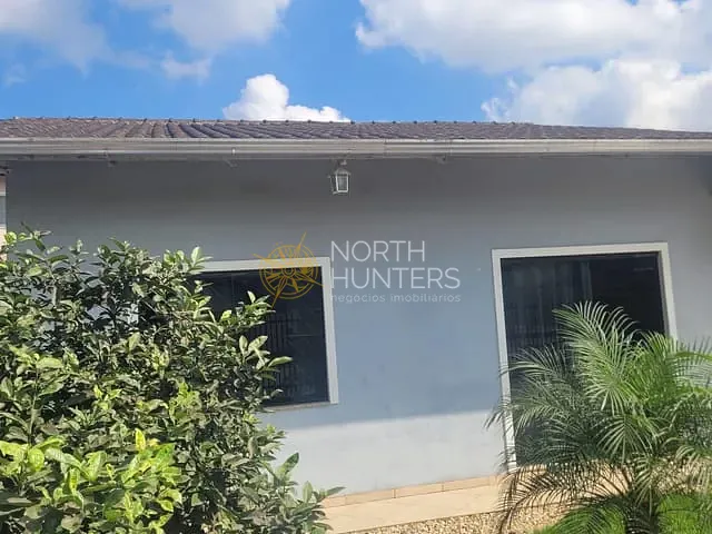 Casa com 360m² 3 quartos e 2 banheiros, à venda, no bairro Vila Nova em Joinville