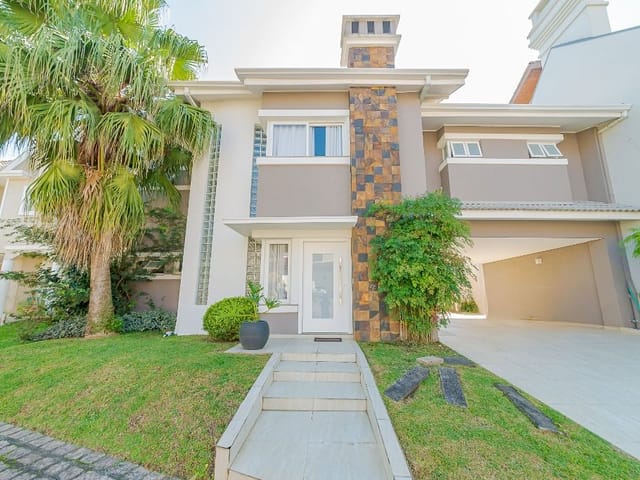 Casa com 404m² 5 quartos e 7 banheiros, à venda, no bairro Santa Felicidade em Curitiba