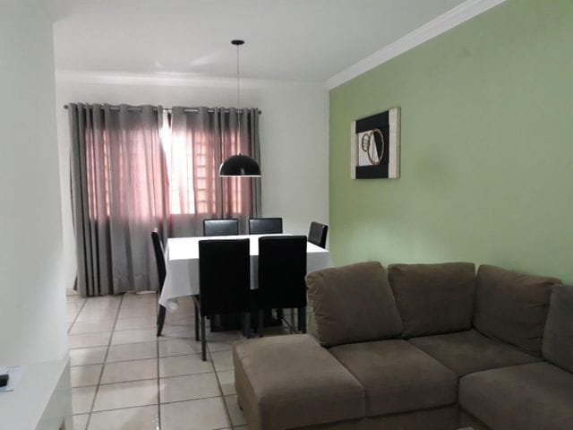 Casa com 270m² 3 quartos e 2 banheiros, à venda, no bairro Jardim São Lourenço em Bragança Paulista