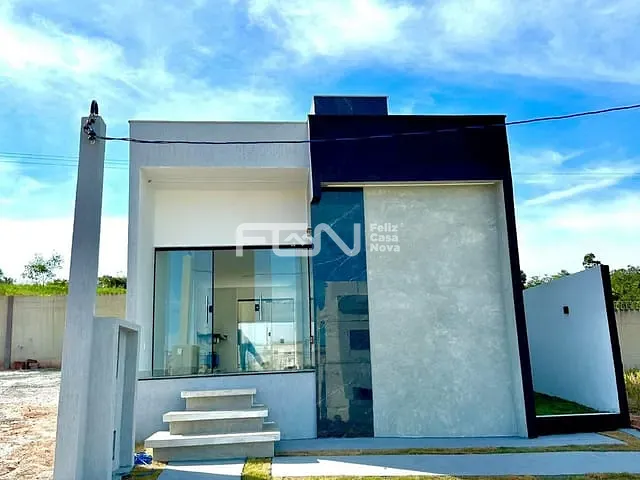 Casa com 110m² 2 quartos e 2 banheiros, à venda ou para alugar, no bairro Parque Nascente do Rio Capivara em Camaçari