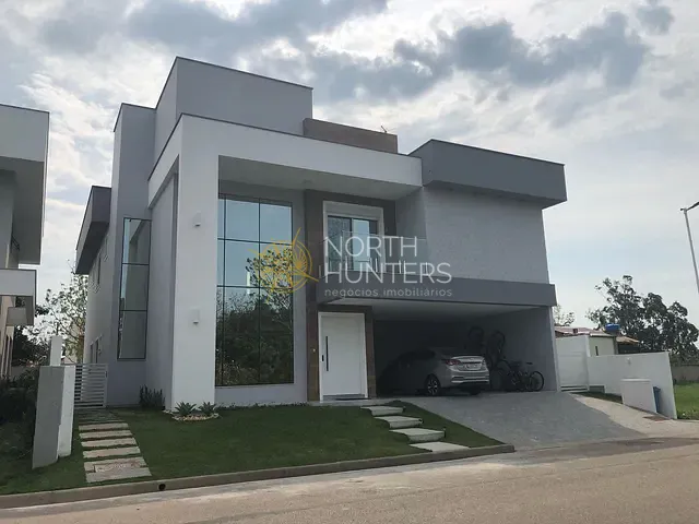Casa com 423m² 5 quartos e 6 banheiros, à venda, no bairro Cachoeira do Bom Jesus em Florianópolis