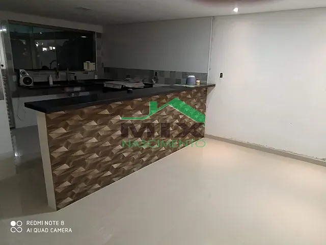 Casa 3 quartos e 2 banheiros, à venda, no bairro Serraria em Diadema