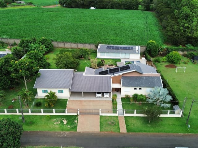 Casa com 2526m² 4 quartos e 2 banheiros, à venda, no bairro Recanto Santa Andréa em Cambé