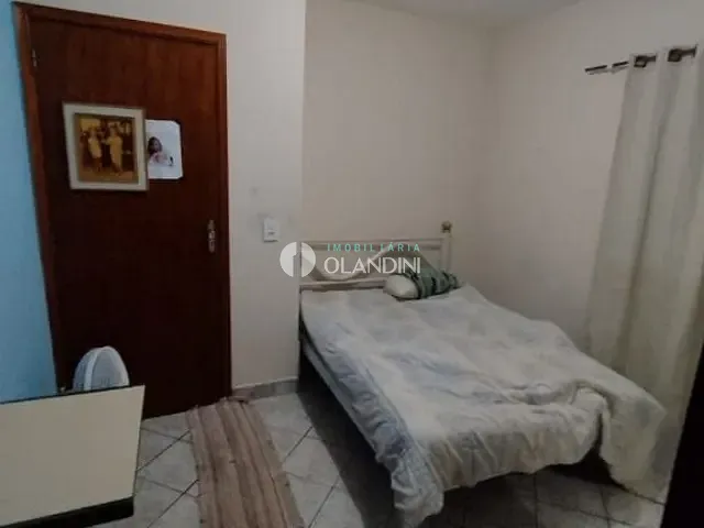 Casa com 283m² 3 quartos e 2 banheiros, à venda, no bairro Parque Bom Retiro em Paulínia
