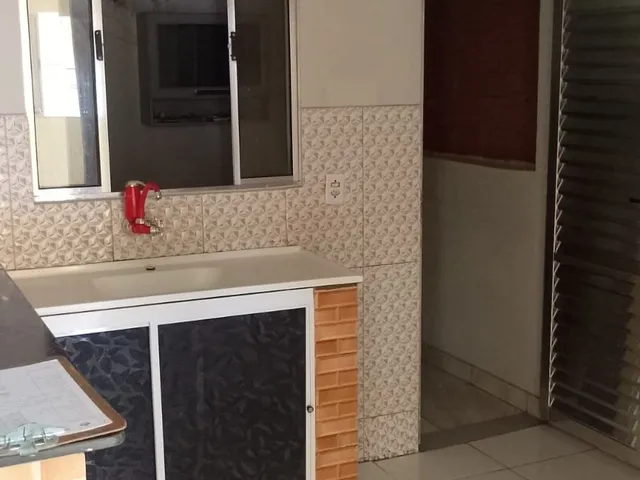 Casa 2 quartos e 1 banheiro, para alugar, no bairro Jardim Santa Josefina em São Paulo