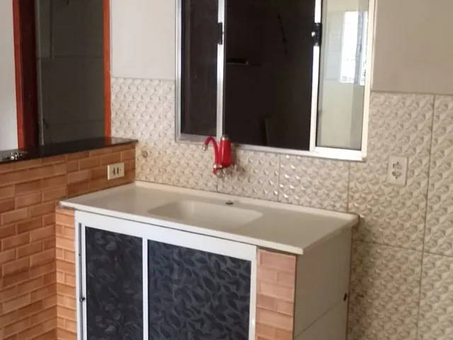 Casa 2 quartos e 1 banheiro, para alugar, no bairro Jardim Santa Josefina em São Paulo