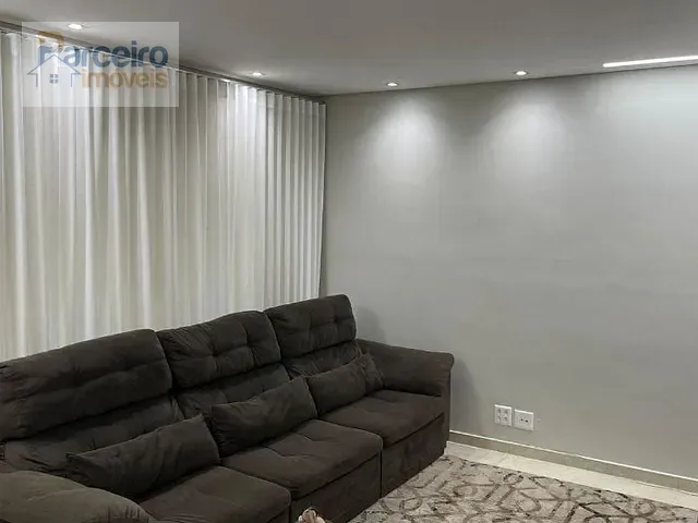 Casa com 300m² 3 quartos e 4 banheiros, à venda, no bairro Jardim Nove de Julho em São Paulo