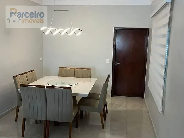 Casa com 300m² 3 quartos e 4 banheiros, à venda, no bairro Jardim Nove de Julho em São Paulo