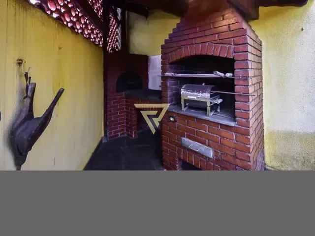 Casa 3 quartos e 3 banheiros, à venda, no bairro Jardim da Glória em Taboão da Serra