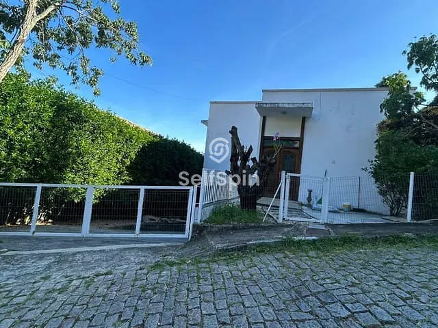 Casa com 200m² 3 quartos e 3 banheiros, para alugar, no bairro Piratininga em Niterói