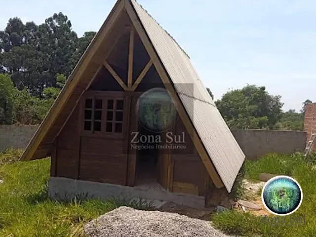 Casa com 500m² 1 quarto e 1 banheiro, à venda, no bairro Ana Maria em Sorocaba