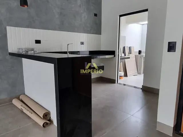 Casa com 175m² 3 quartos e 2 banheiros, à venda, no bairro Village Moutonnée em Salto