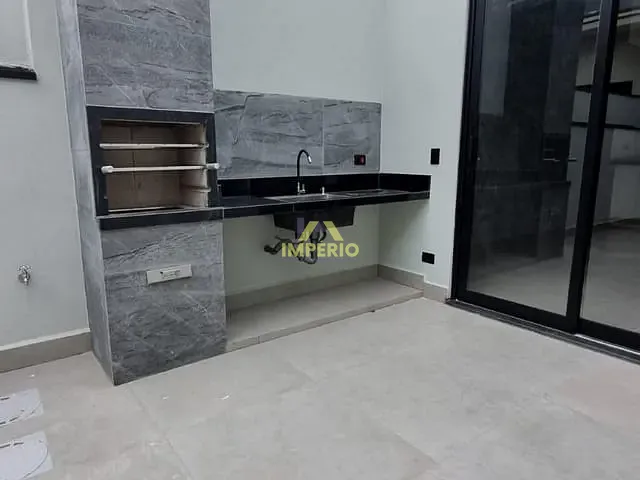 Casa com 175m² 3 quartos e 2 banheiros, à venda, no bairro Village Moutonnée em Salto