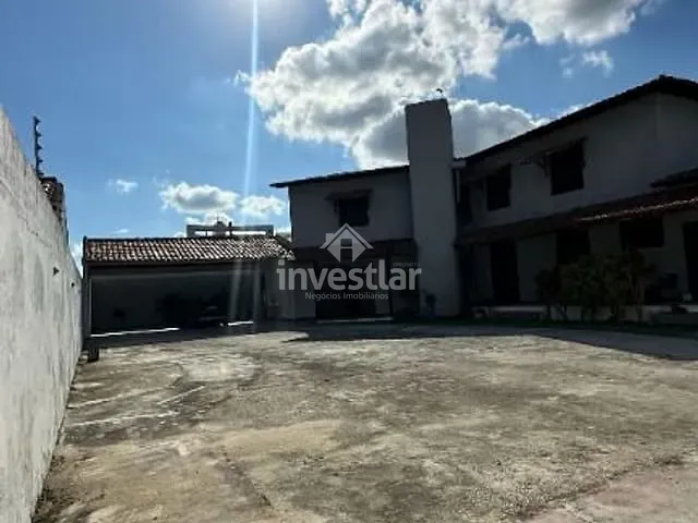 Casa 5 quartos e 2 banheiros, à venda, no bairro Itararé em Campina Grande