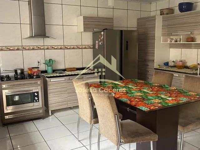 Casa 3 quartos e 3 banheiros, à venda, no bairro Jardim dos Estados em Várzea Grande