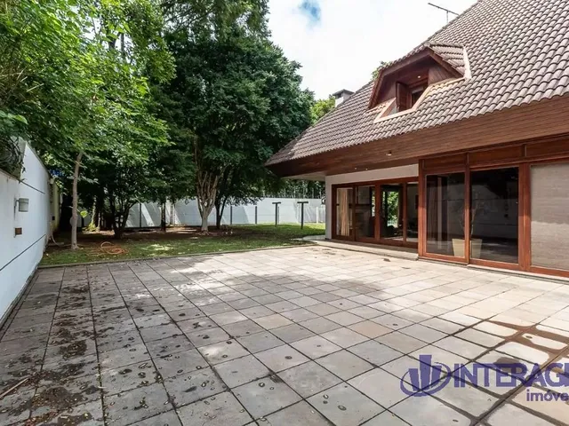 Casa com 1012m² 4 quartos e 3 banheiros, à venda, no bairro Santa Felicidade em Curitiba