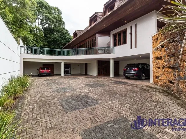 Casa com 1012m² 4 quartos e 3 banheiros, à venda, no bairro Santa Felicidade em Curitiba