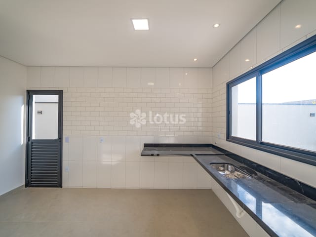 Casa com 150m² 3 quartos e 3 banheiros, à venda, no bairro Centro em Cajamar