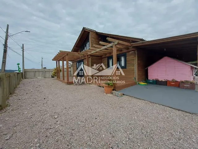 Casa 4 quartos e 1 banheiro, à venda, no bairro Praia do Sonho em Palhoça