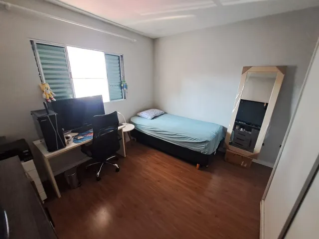 Casa com 180m² 2 quartos e 2 banheiros, para alugar, no bairro Jardim Mazza em São Paulo