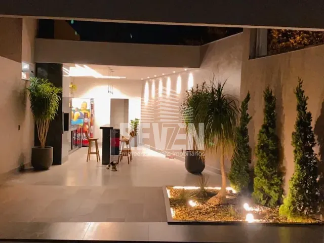 Casa com 243m² 2 quartos e 4 banheiros, à venda, no bairro Residencial Nova Flórida em Bauru