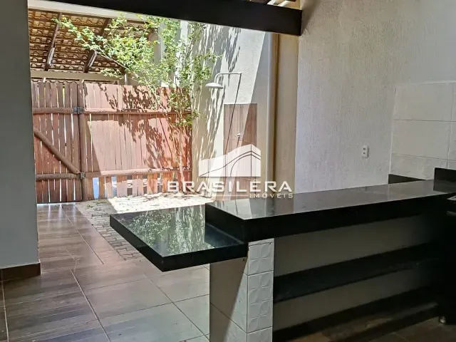 Casa 2 quartos e 2 banheiros, à venda, no bairro Vila Santos Dumont em Aparecida de Goiânia