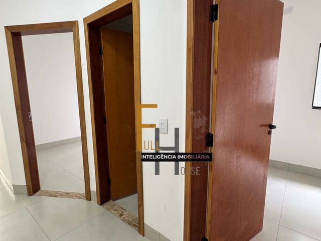 Casa com 180m² 3 quartos e 2 banheiros, à venda, no bairro Solange Park II em Goiânia