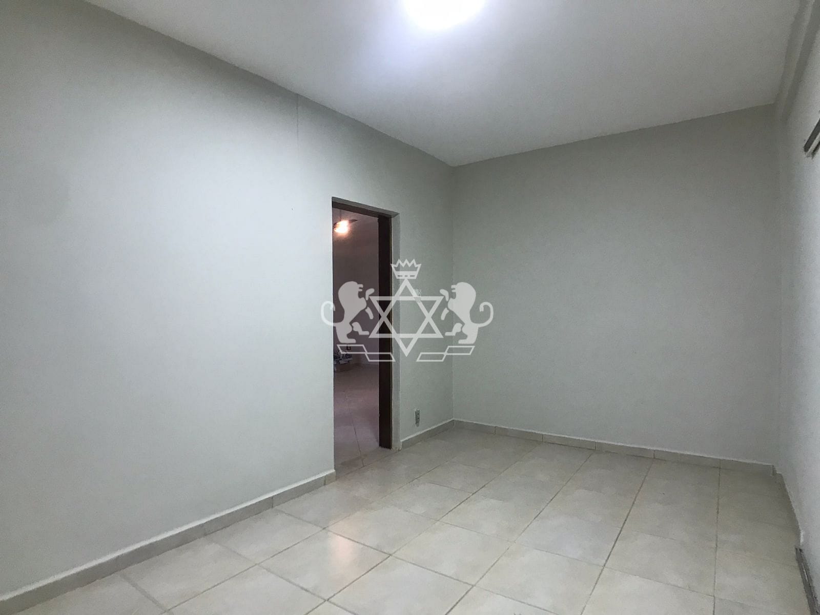 Casa à venda com 3 quartos, 101m² - Foto 7