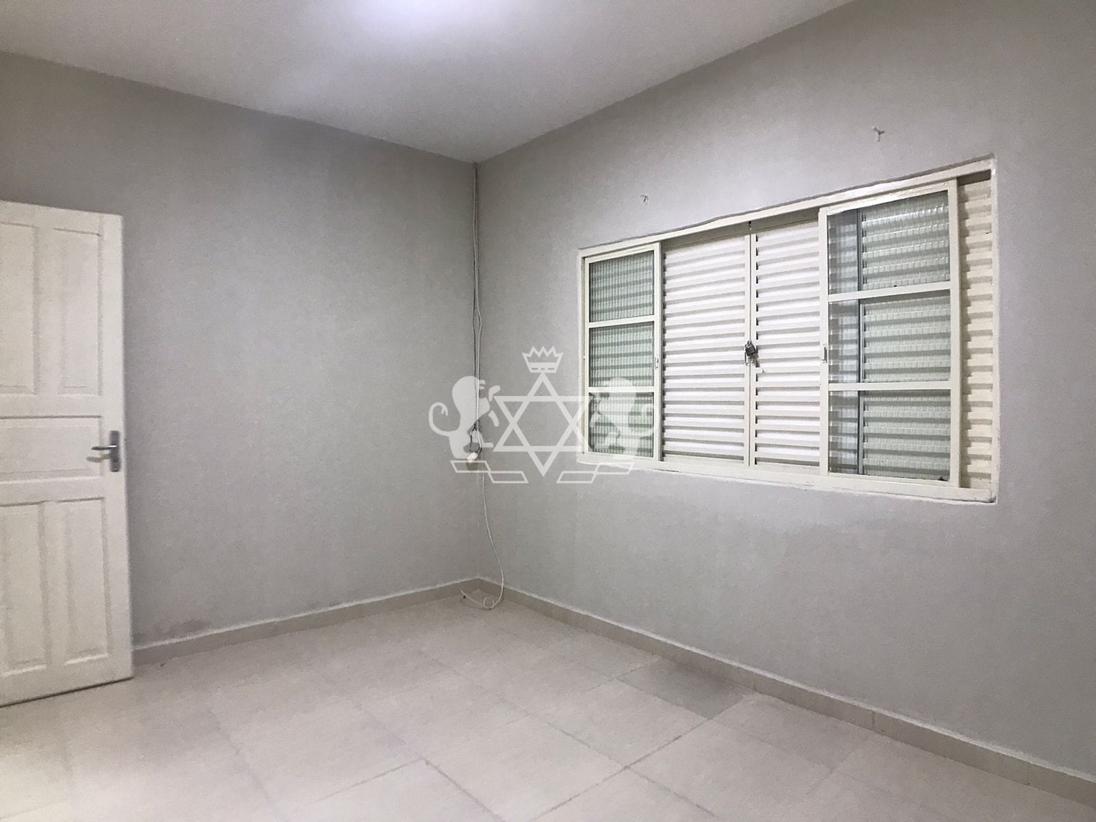 Casa à venda com 3 quartos, 101m² - Foto 14