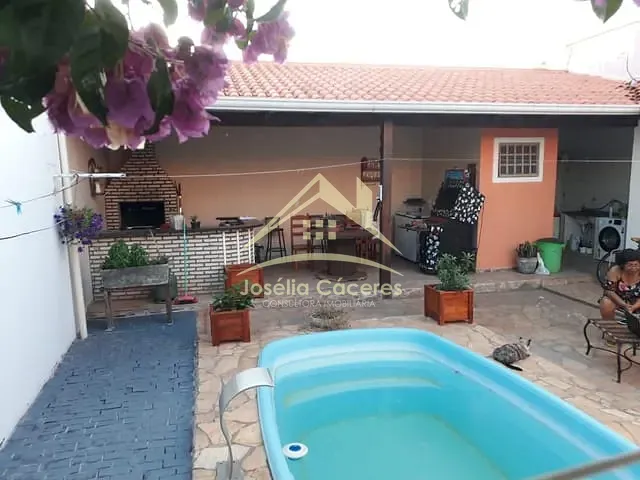 Casa com 360m² 4 quartos e 3 banheiros, à venda, no bairro Santa Cruz em Cuiabá