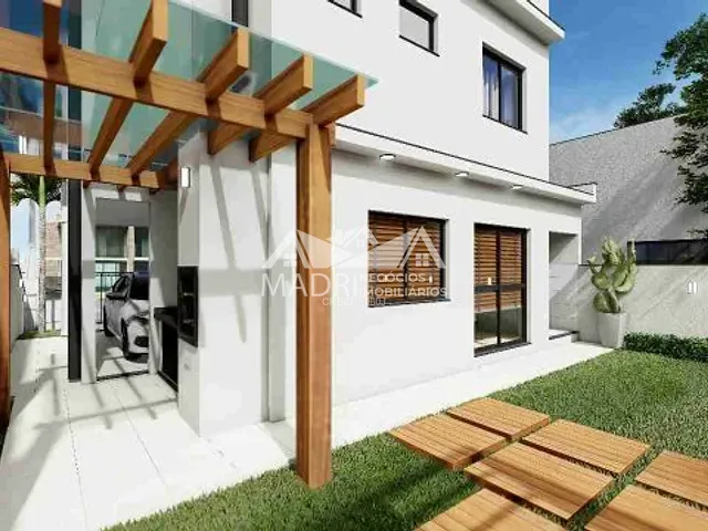 Casa 3 quartos e 3 banheiros, à venda, no bairro Barra do Aririú em Palhoça