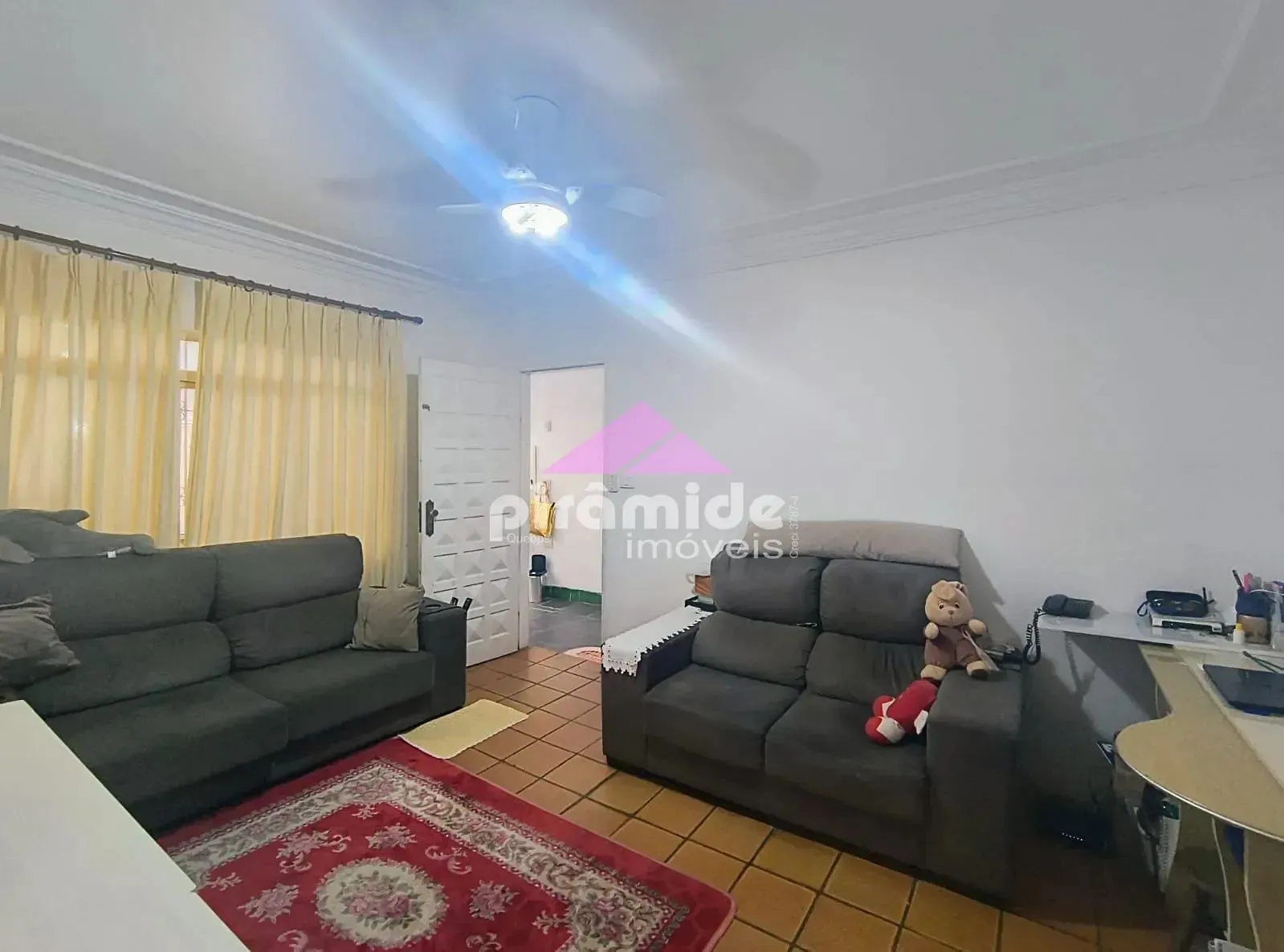 Casa, 3 quartos, 180 m² - Foto 1