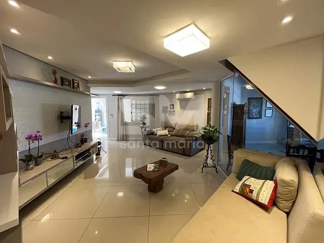 Casa com 450m² 3 quartos e 2 banheiros, à venda, no bairro Centro em Chapecó