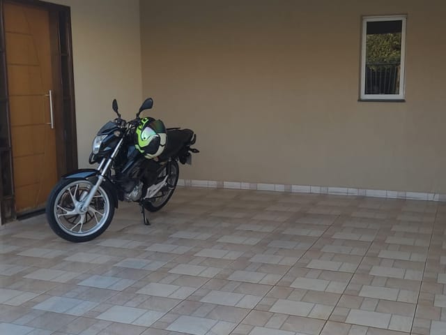 Foto do Casa - Casa térrea 04 quartos (02 suíteS), Armários Planejados, Churrasqueira, Excelente Localização, Jd São Pedro, Londrina/PR. | ZBM NEGOCIOS IMOBILIARIOS