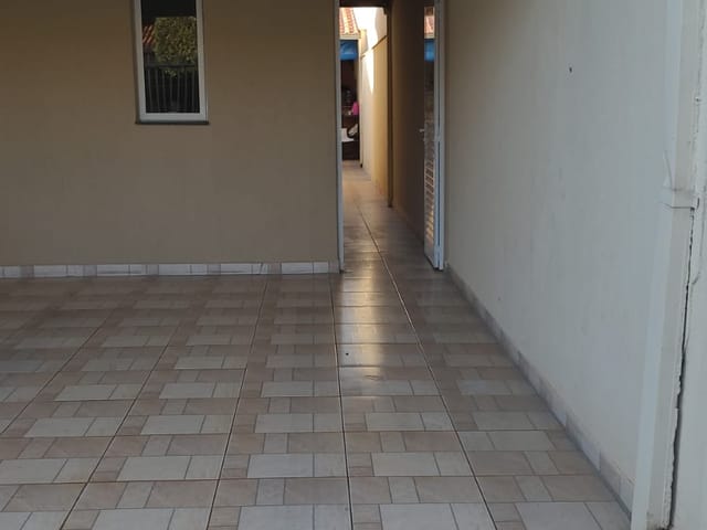 Foto do Casa - Casa térrea 04 quartos (02 suíteS), Armários Planejados, Churrasqueira, Excelente Localização, Jd São Pedro, Londrina/PR. | ZBM NEGOCIOS IMOBILIARIOS