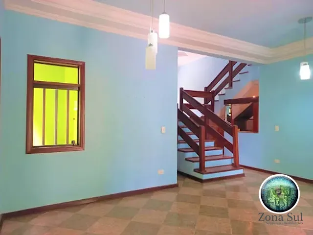 Casa com 300m² 3 quartos e 6 banheiros, à venda, no bairro Jardim Bandeirantes em Sorocaba