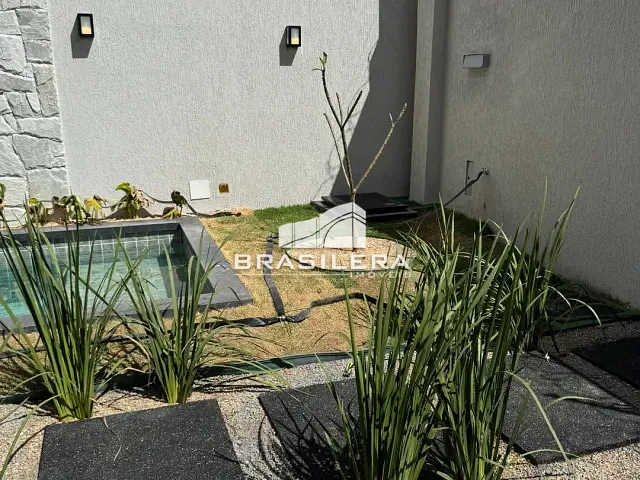 Casa 3 quartos e 4 banheiros, à venda, no bairro Parque Amazônia em Goiânia