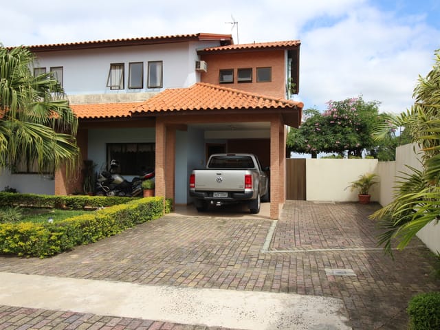 Casa com 217m² 3 quartos e 1 banheiro, à venda ou para alugar, no bairro Jardim Carvalho em Ponta Grossa