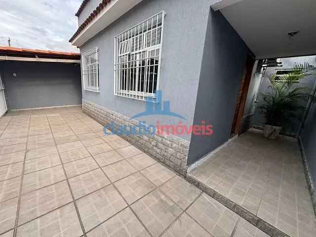 Casa 3 quartos e 3 banheiros, à venda, no bairro Vila Ursulino em Barra Mansa