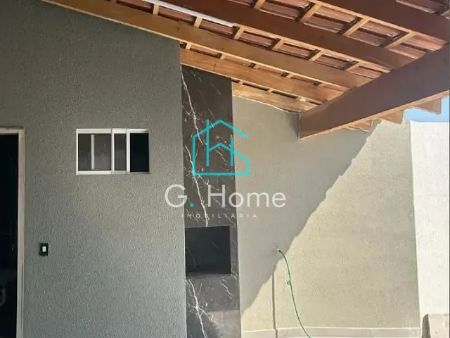 Casa com 180m² 2 quartos e 3 banheiros, à venda, no bairro Columbia em Londrina